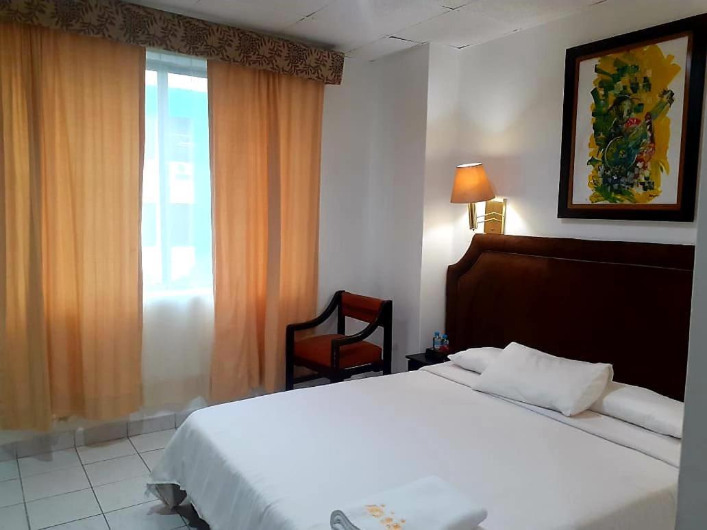 Hotel Doral Guayaquil Exterior photo